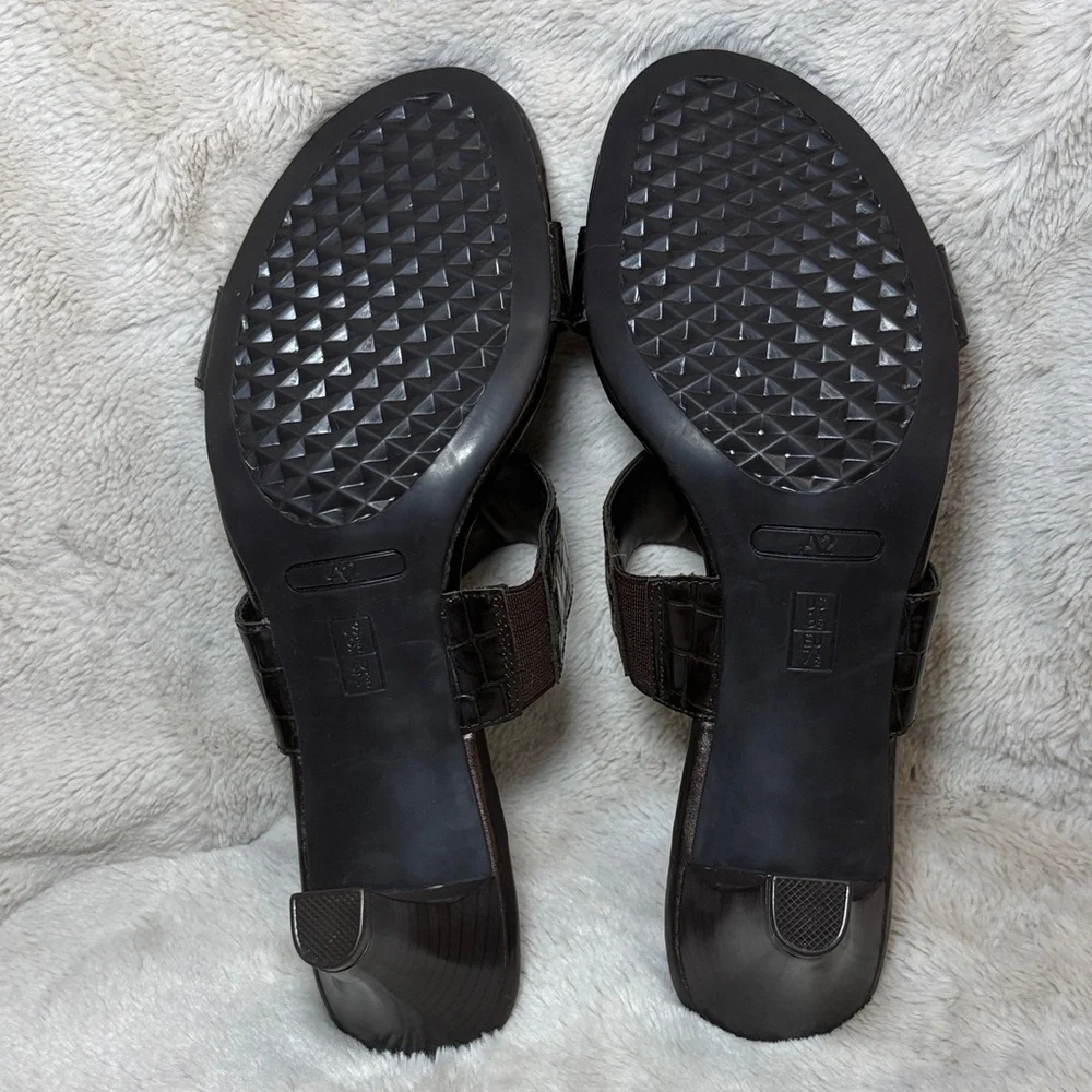 A2 By Aerosoles Brown Croc-Embossed Heels Size 9.5